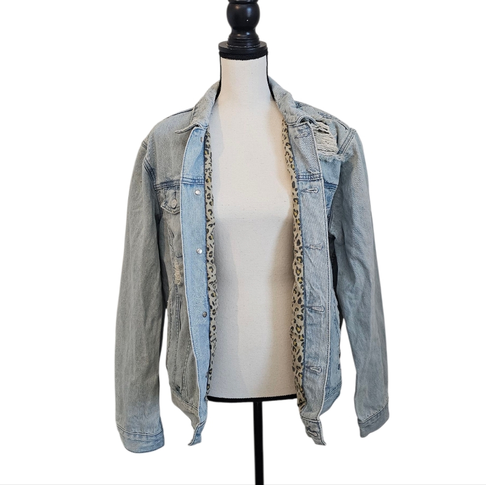 Pacsun Denim Oversized Distressed Leopard Cheetah Trucker Jacket M